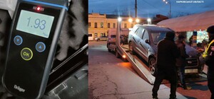 В центре Харькова пьяный на Hyundai разбил несколько припаркованных машин (видео)