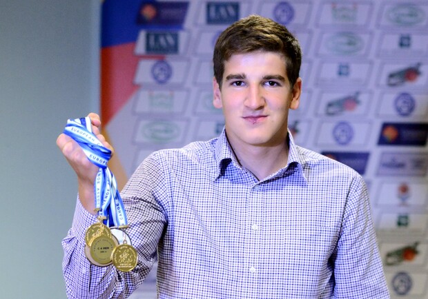 В Одессе от коронавируса умер 24-летний чемпион по каноэ. 