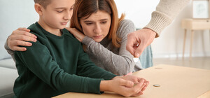 В Украине вырос размер алиментов