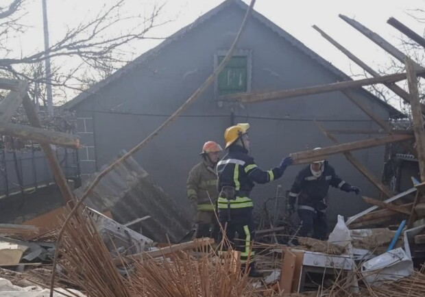 В Одесской области взорвался дом: под завалами оказался человек. 
