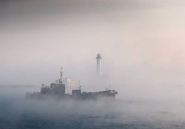 Штормовое предупреждение: в Одессе ожидают очень густой туман. Фото: Andrey Danilenko