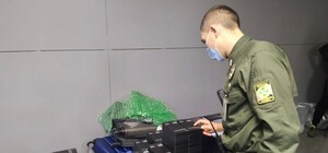 Контрабанда на семь миллионов: в Одессу пытались нелегально ввезти партию айфонов