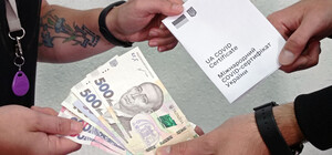 У львівській амбулаторії, де підробляли ковід-сертифікати, провели обшуки