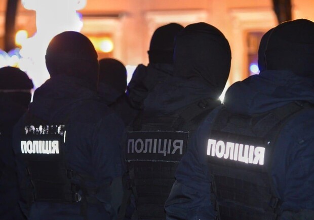 Травмы от салютов, пьяные ДТП и убийства: итоги Нового года в Одессе от полиции. 