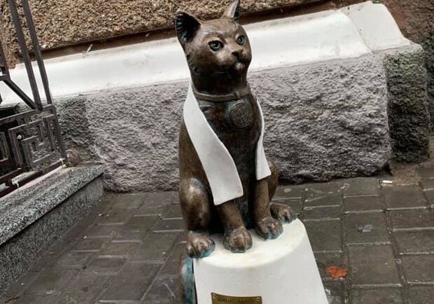 В центре Одессы пропала скульптура кота. 