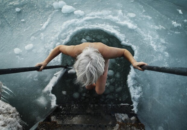 Мороз и ветер: как проходят Крещенские купания в Одессе. 