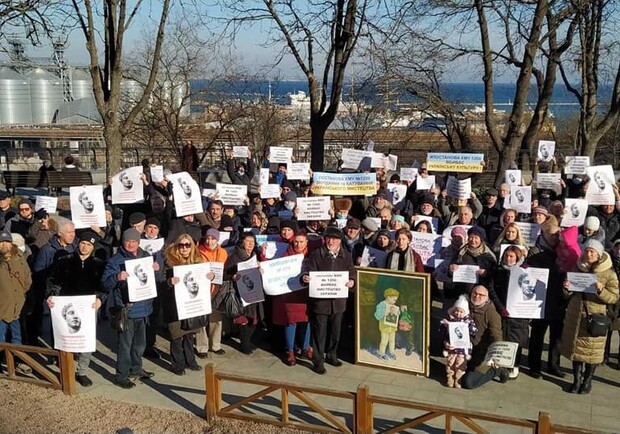 Огромные счета за отопление: в Одессе художники вышли на митинг. 