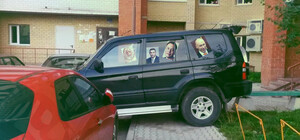 В Киеве автохам пытался спастись от эвакуатора 