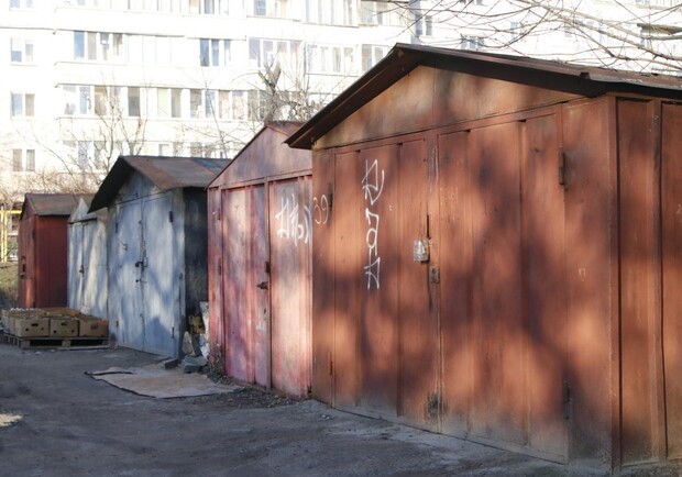 в Одессе будут сносить незаконные гаражи во дворах жилых домов. 