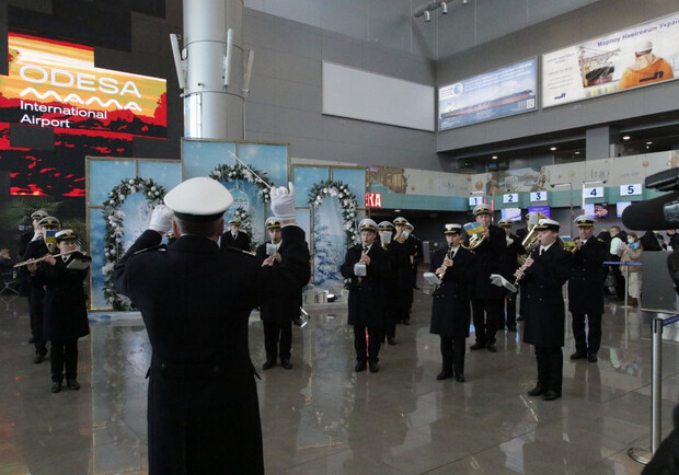 В Одессе провели концерт в честь защитников донецкого аэропорта. 