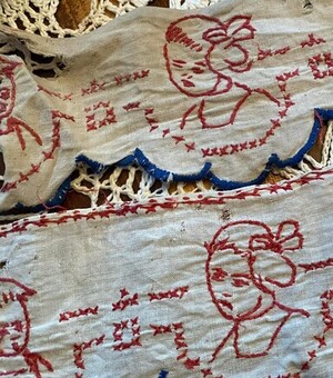 Киянин викупив і передав у музей знайдені на горищі львівського будинку речі євреїв із гетто 