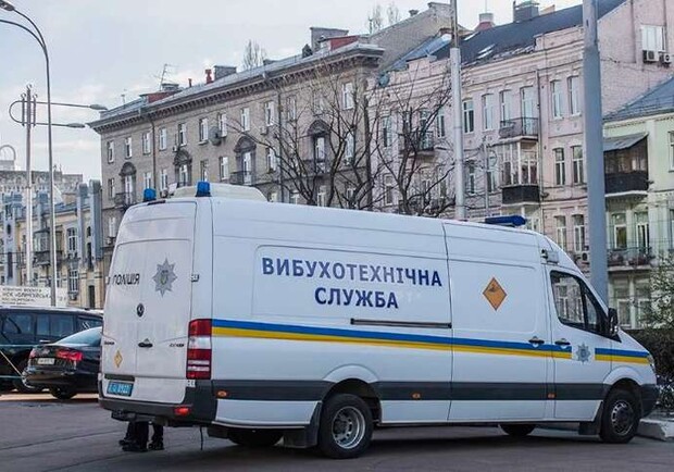 Снова минирование: в Одессе ищут взрывчатку во всех школах и торговых центрах. 