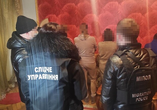 2000 гривен за сеанс: в центре Одессы "накрыли" два борделя (фото, видео). 