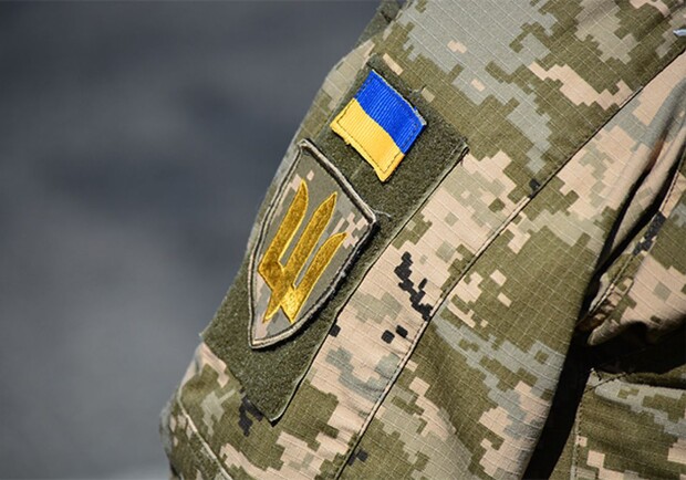 В Одессе военнослужащий получил условный срок за вооруженный грабеж. 