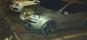 В Одесі п'яний неадекват трощив автомобілі на парковці (фото)