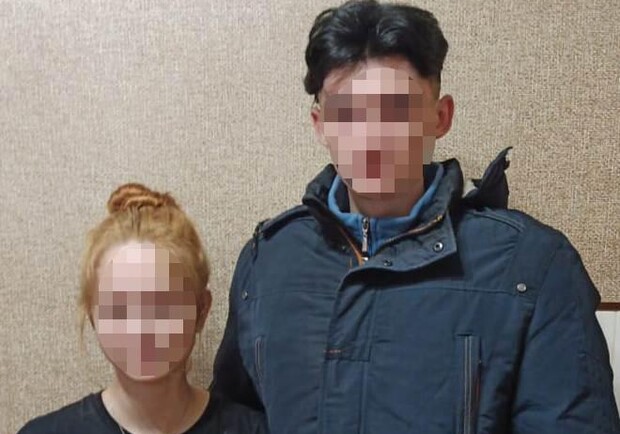 В Одессе отыскали пропавшую школьницу: парень утверждает, что спасал ее от родителей. 