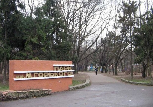 В одесском парке Горького появились новые деревянные скульптуры. 
