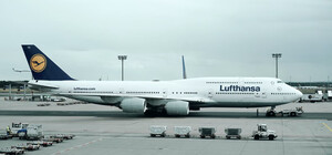 С понедельника авиакомпания Lufthansa отменяет все киевские рейсы