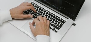 Українців попередили про можливі кібератаки на веб-ресурси 