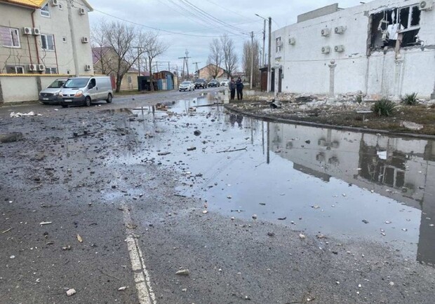 Окупанти завдали удару на Одещині: ворожий літак збили, льотчика шукають - фото