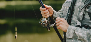 На Запоріжжі заборонили навігацію маломірних суден, а також ловити рибу в Дніпрі і не тільки