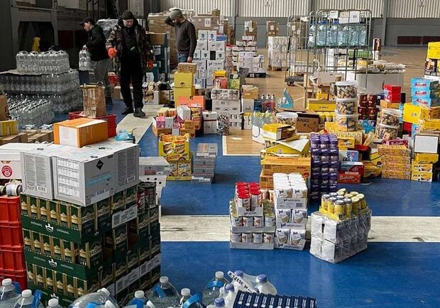 Жителей Одесской области просят сообщать о торговле гуманитарной помощью. 