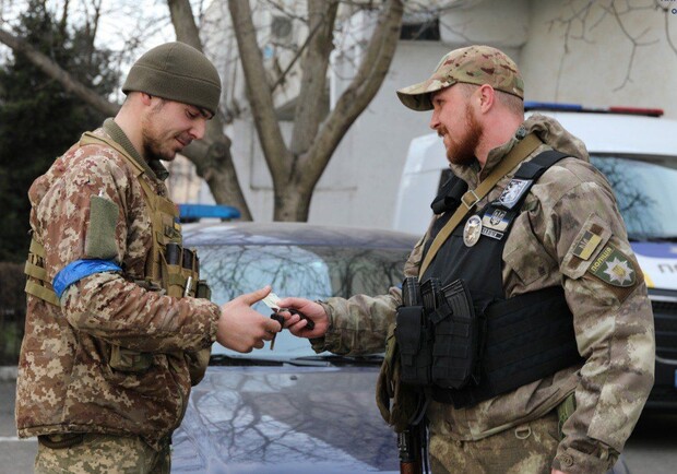 Сухой закон: в Одессе закрывают алко-точки и отбирают у пьяных авто