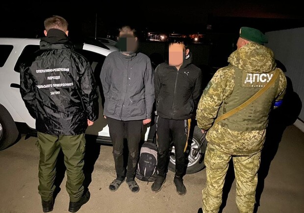На кордоні Одеської області затримали хлопців, які намагалися втекти вже вдруге. 