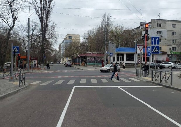 В Приморском районе Одессы ввели новую схему дорожного движения. 