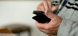 Пенсионеры с оккупированных территорий смогут получать пенсии через банк