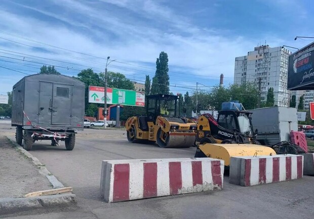 В Одессе стартовал сезон ремонта дорог: начали с турбокольца на Заболотного. 
