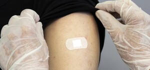 Де і чим вакцинуватися від коронавірусу у Львові — адреси і графік