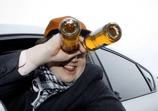 В Одесі зупинили п'яних водіїв-рекордсменів: один із них влаштував ДТП. 