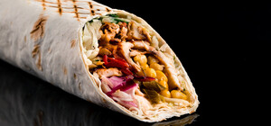 У Києві вісім людей отруїлися шаурмою