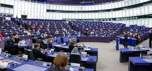 Европарламент принял резолюцию о предоставлении Украине статуса кандидата на вступление в ЕС