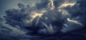 В Демидове из-за непогоды разрушен мост: есть пострадавшие