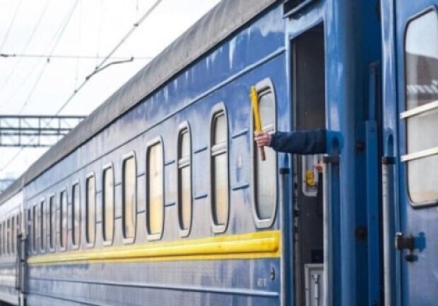 Які потяги ходять із Одеси 1 липня. 