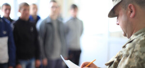 В ВСУ объяснили, почему повестки раздают на улицах