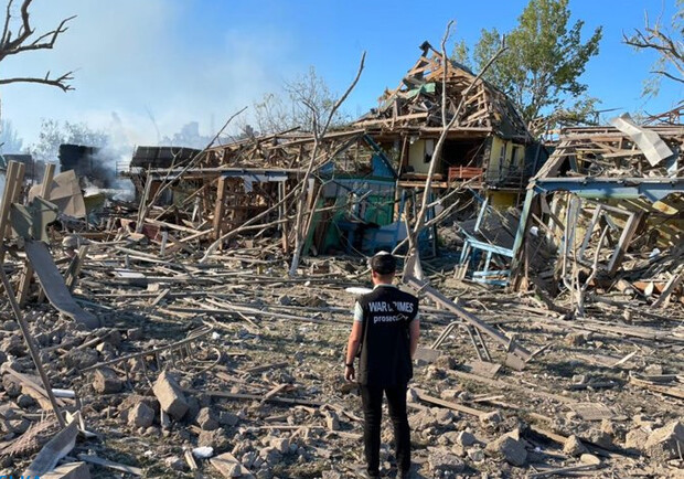 Зруйновано п'ять будинків, пошкоджено понад 15 баз відпочинку: одеська прокуратура розпочала розслідування за фактом обстрілу. 