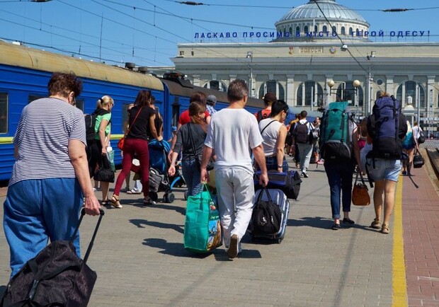 Які поїзди ходять з Одеси 31 липня. 