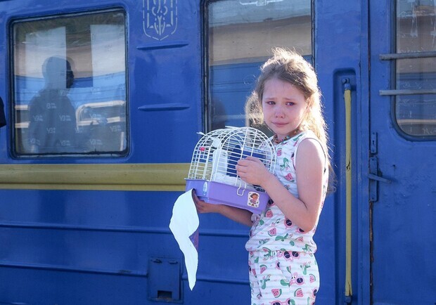 Які поїзди ходять з Одеси 13 серпня. 