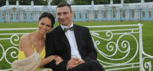 Жена Виталия Кличко написала пост о разводе с супругом