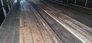 Военные отремонтировали временную деревянную переправу в Гостомеле