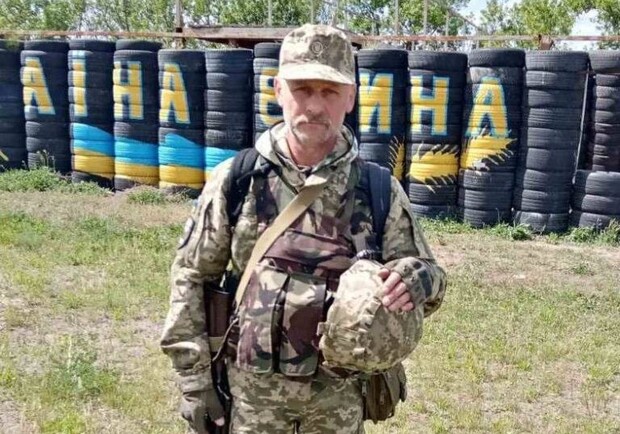 На Одещині прощаються ще з одним захисником України. 