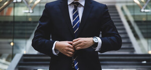 Кому работодатели в Киеве готовы платить высокие зарплаты