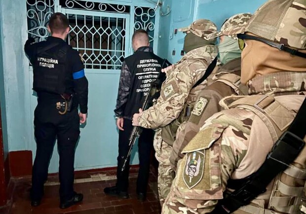 В Одесской области пограничники разоблачили канал торговли людьми. 