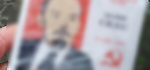 У Києві затримали чоловіка, який поширював антиукраїнські листівки