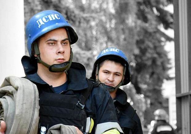 Резонансна пожежа в полі та аеророзвідка над заповідником: як минула доба в одеських рятувальників. 