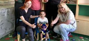 Львівські лікарі вперше пересадили нирку 4-річному хлопчику від тата