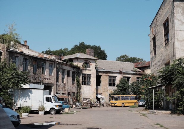 Приватизация во время войны: одесский завод "Орион" продадут за 220 миллионов гривен. 